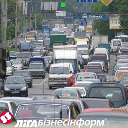 Украинцы не хотят приобретать новые авто - из-за "пробок"