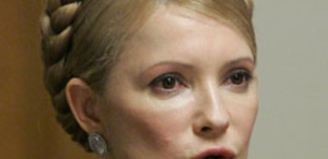 Тимошенко хочет включить транспортный сбор в цену топлива - Фото