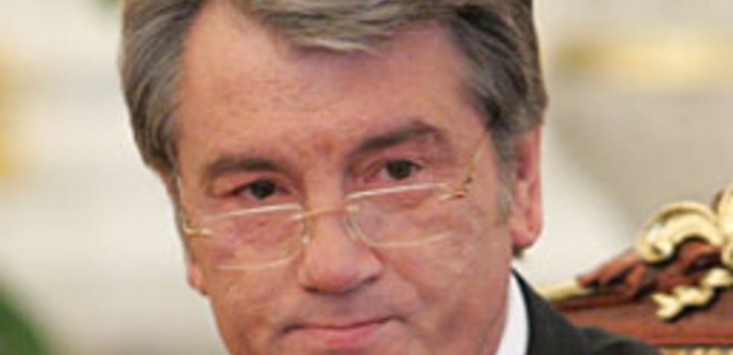 Ющенко призывает НБУ перестать 