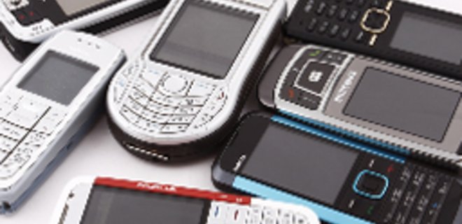 Топ-10 популярных мобильных телефонов в Украине - Фото