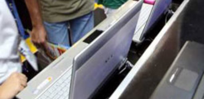 Рынок ноутбуков вернулся к докризисным показателям - Фото