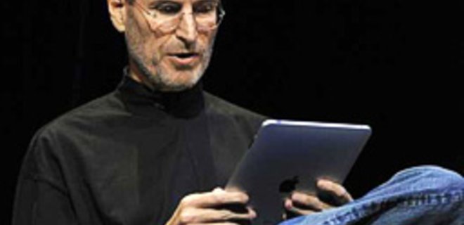 Стив Джобс больше не глава Apple - Фото