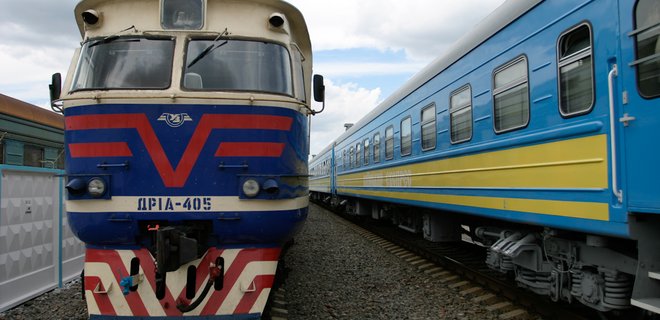Укрзалізниця хочет разделить пассажирские поезда на классы - Фото