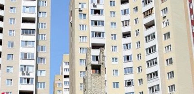 В операциях с недвижимостью украинцы обращаются к посредникам - Фото