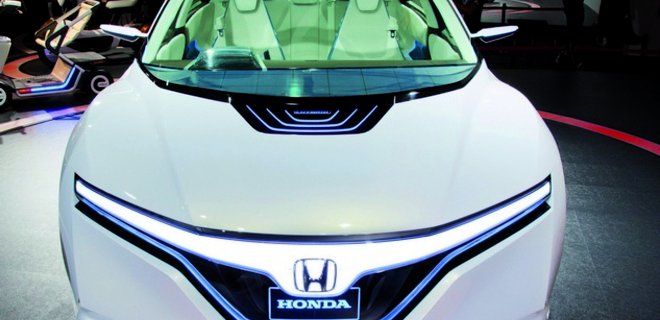 Honda отзывает 300 тысяч машин c небезопасными подушками - Фото