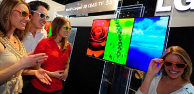 Samsung и LG показывают большие телевизоры - Фото