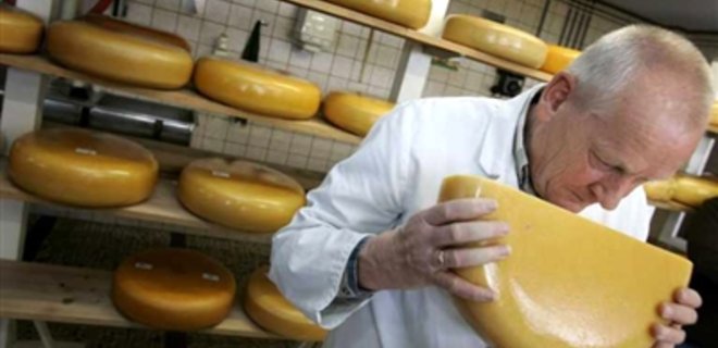 Россия забраковала украинский сыр - Фото