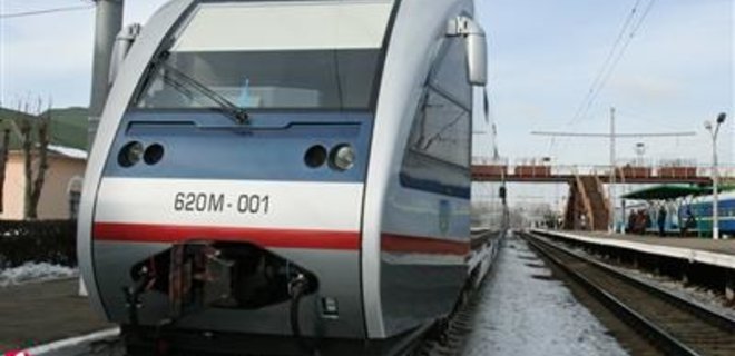 Между Киевом и Харьковом будет курсировать новый скоростной поезд - Фото
