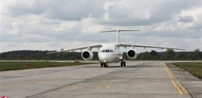 Кабмин намерен восстановить авиасообщение в регионах - Фото