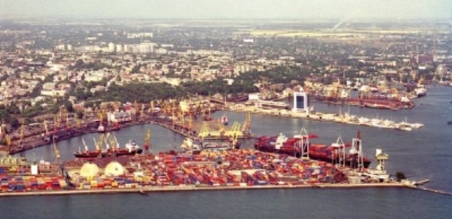 Переработка грузов в портах за год выросла на 5,6% - Фото