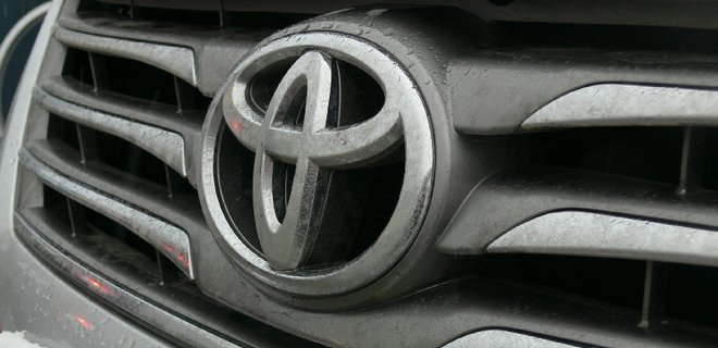 Toyota выпала из тройки лидеров мирового автопрома  - Фото