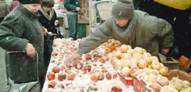Мороз парализовал торговлю овощами и фруктами - Фото