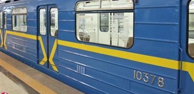 Москва заменит почти 400 вагонов метро - Фото