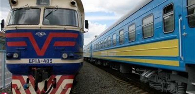 Два киевских поезда будут останавливаться на станции Дарница - Фото