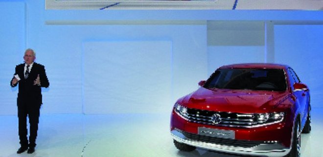 Volkswagen показал в Женеве новый Cross Coupе - Фото