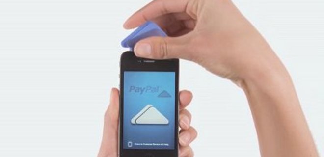 PayPal запустил кардридер для смартфонов - Фото