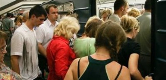 Кольцевую ветку метро Москвы оборудовали бесплатным Wi-Fi - Фото