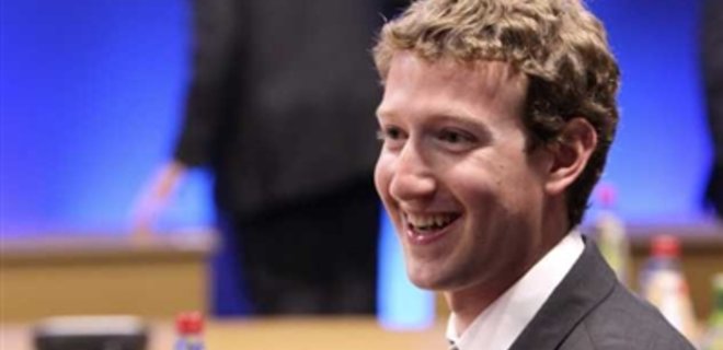 Цифра дня: Основателю Facebook Марку Цукербергу исполнилось 28 - Фото