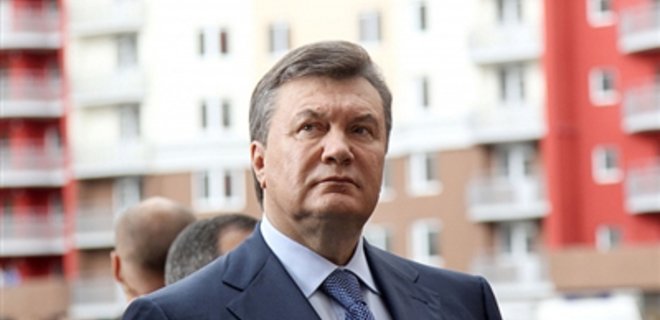Янукович поручил обеспечить права жителей общежитий - Фото