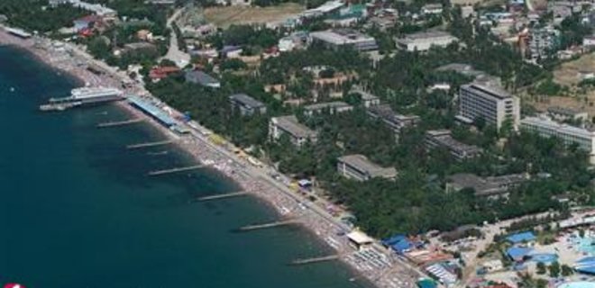 За месяц Крым принял 1,3 млн. туристов - Фото