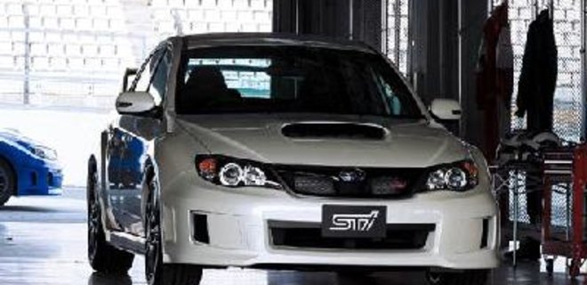 Subaru обновила STI - Фото