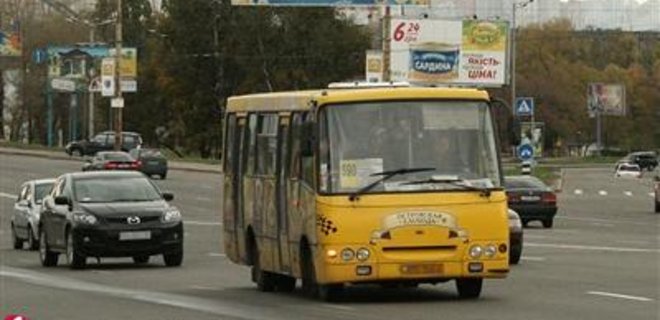 Автоперевозчикам в Украине ужесточат контроль  - Фото