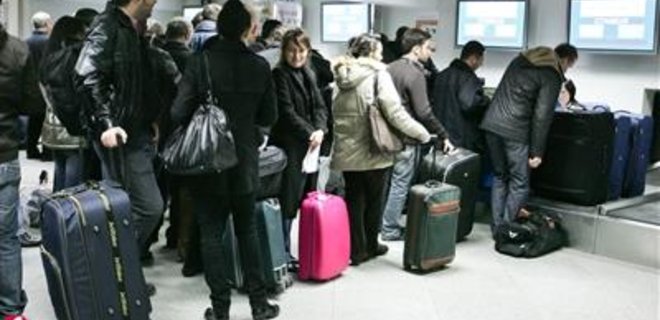 Украинцы не могут вылететь из Германии из-за забастовки Lufthansa - Фото