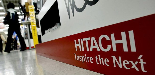 Hitachi показала способ вечного хранения информации - Фото