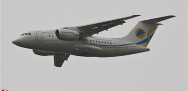 Казахстан сократил число рейсов украинских авиакомпаний вдвое - Фото