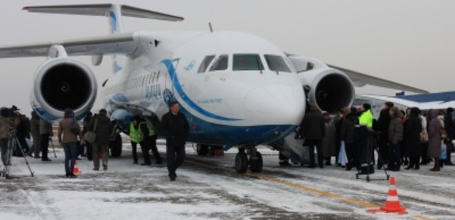 Сибирская авиакомпания купила АН-148 нового поколения - Фото
