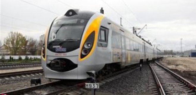 Запуск поездов Hyundai ЕБРР назвал инвестиционным провалом года - Фото