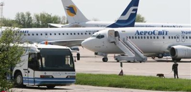 МАУ отказалась перевозить пассажиров АэроСвита - Фото