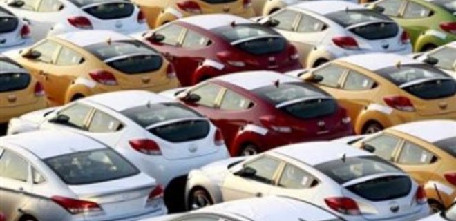 Продажи авто в Украине выросли на 60% перед введением спецпошлин - Фото