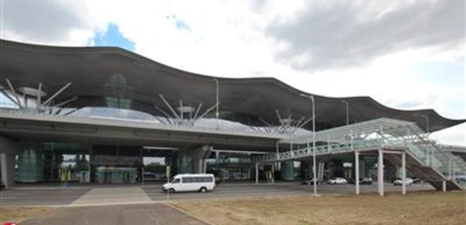 В аэропорту Борисполь откроется новый паркинг - Фото