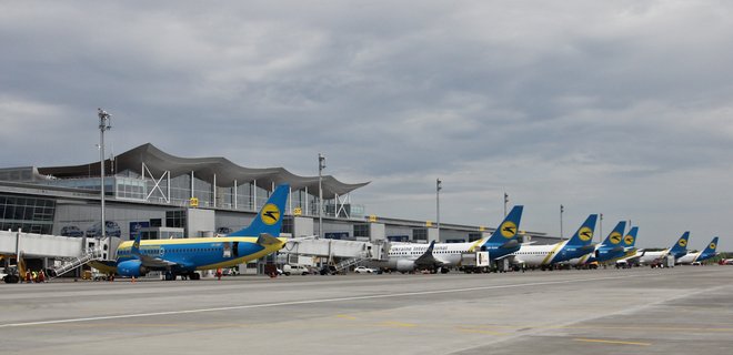 5 авиакомпаний контролируют 93% рынка авиаперевозок Украины - Фото