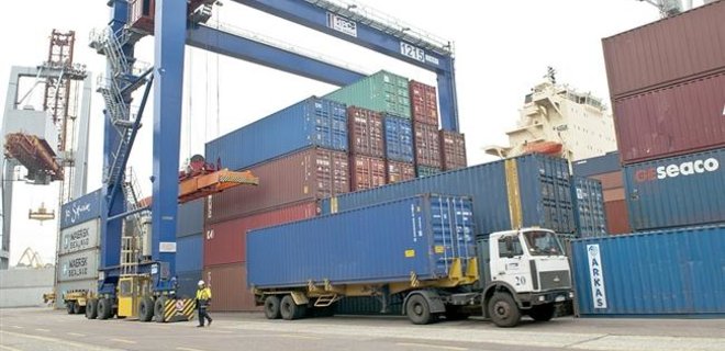 Крупнейшие контейнерные перевозчики создают альянс - Фото