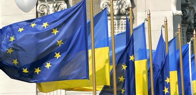 Украина и ЕС установят особый режим импорта автомобилей - Фото
