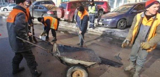 Укравтодор пообещал более прочные дороги - Фото