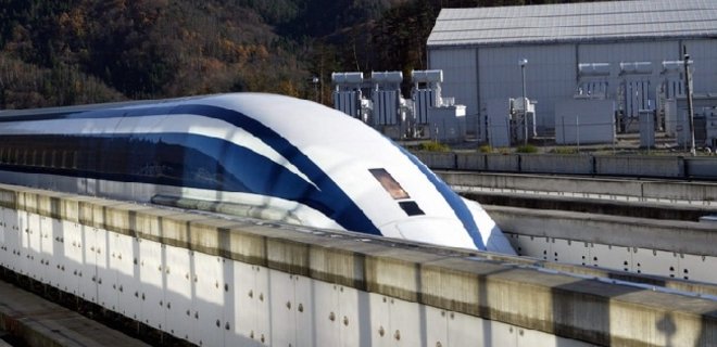 Японцы создали самый длинный скоростной поезд - Фото