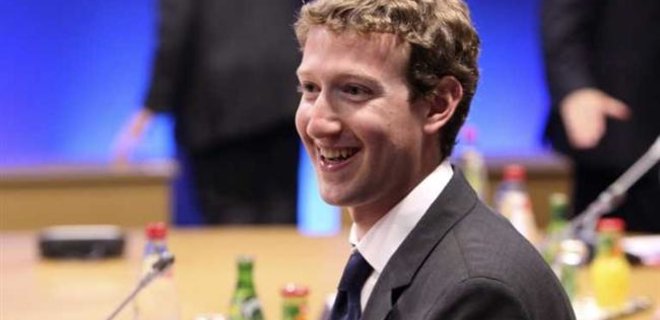 Цукерберг признал, что доверие к Facebook падает  - Фото