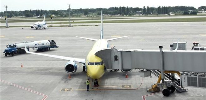 Часть международных рейсов в Борисполе переведут в терминал B - Фото