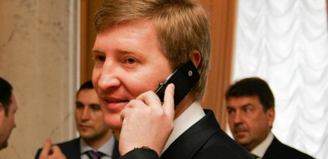 Ахметов закрыл сделку по покупке Укртелекома - Фото