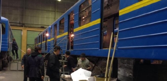 Вагоны киевского метро модернизируют за 1 млрд.грн (Обновлено) - Фото