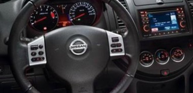 Nissan отзывает 188 тыс. автомобилей из-за проблем с тормозами - Фото