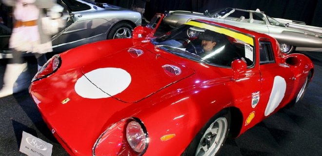 На Sotheby’s продан Ferrari 1964 года за $14,3 млн. - Фото