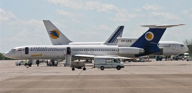 Украина снимает ограничения для зарубежных лоукост-авиакомпаний - Фото