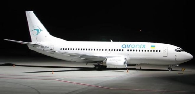 Air Onix отменила рейсы из-за Евромайдана - Фото