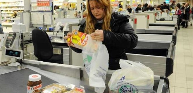 В супермаркетах появляются кассы самообслуживания - Фото