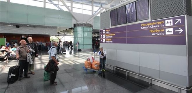 Борисполь назначил дополнительные рейсы на зимние праздники - Фото