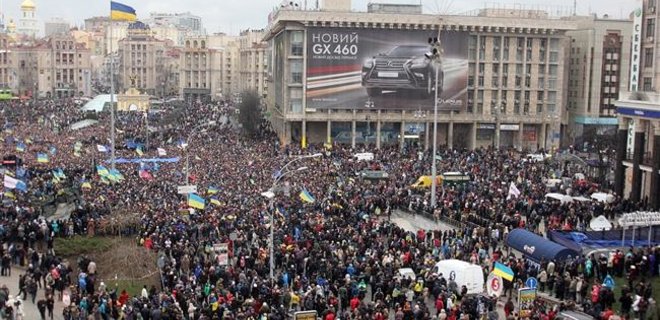 Майдан потребовал от КГГА прекратить продажу алкоголя в центре - Фото
